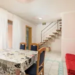 Гостевой дом Apartments Manda