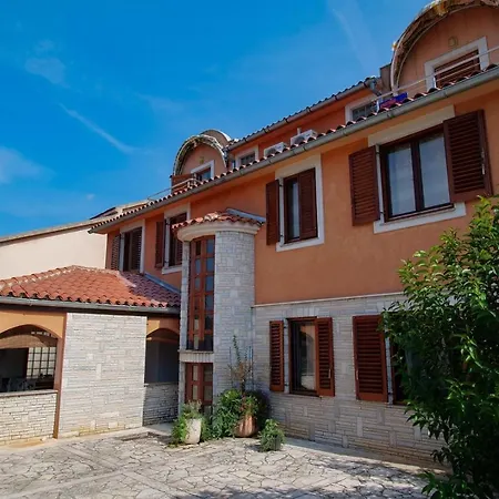 Apartments Manda 3* Fazana