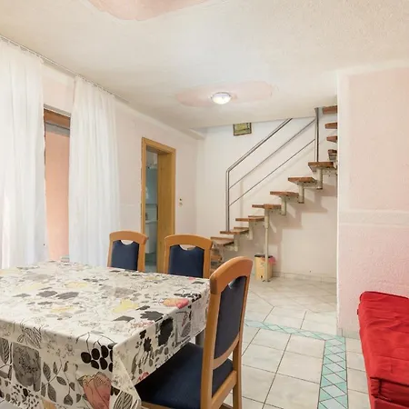 Гостевой дом Apartments Manda