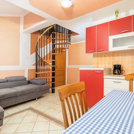 Apartments Manda Guest house 3*